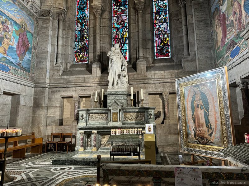 Altar inside Sacre Coeur.